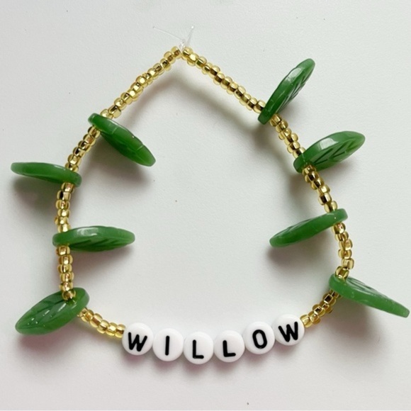 Taylor Swift Eras Tour Friendship Bracelet Willow with Leaf Beads from Evermore - Picture 1 of 2